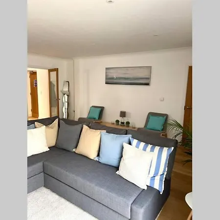 Luna Beach - Luxury Carbis Bay Apartment + Parking Exterior photo